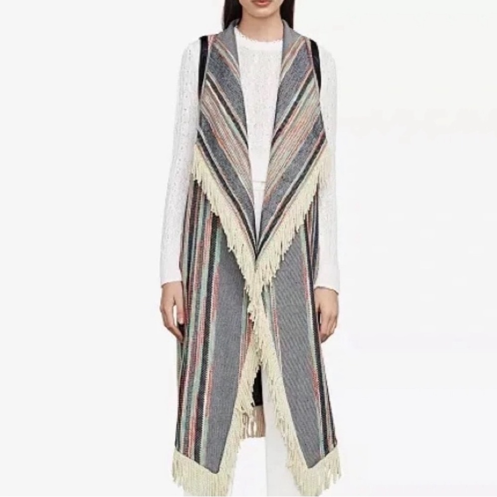 BCBG Galiena maxi fringe vest